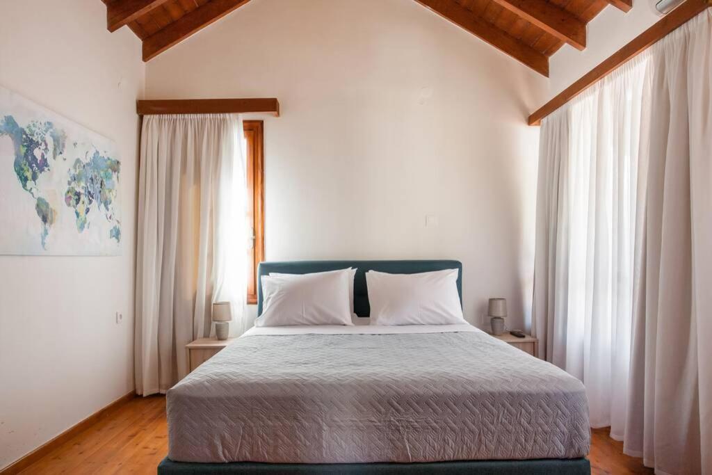 Chania Living Stories Villa With Piano Buitenkant foto