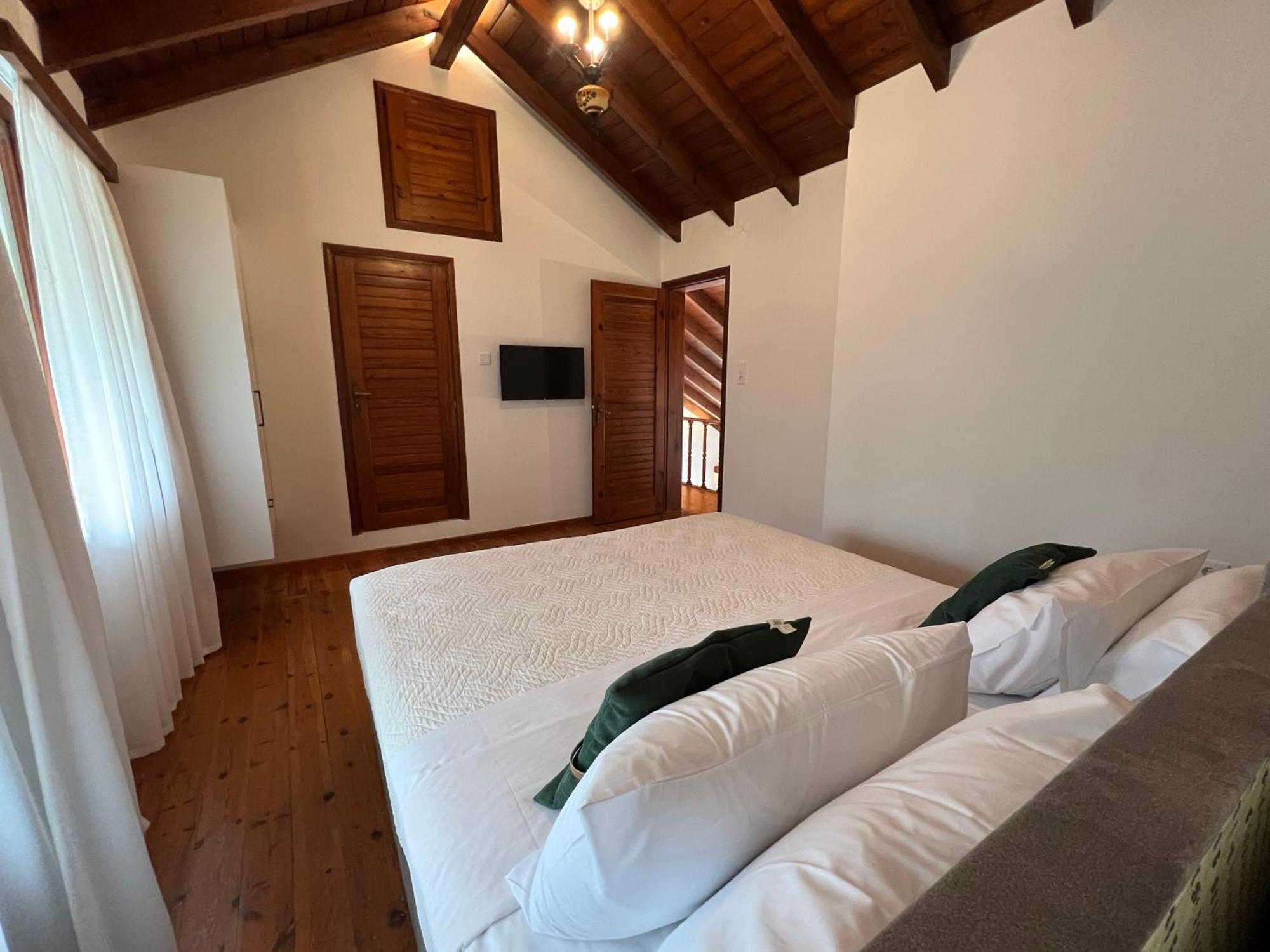 Chania Living Stories Villa With Piano Buitenkant foto